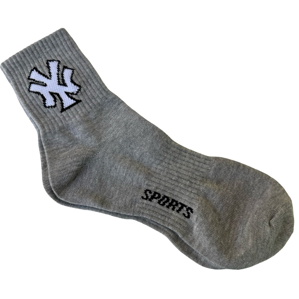 New York Yankees Grey Athletic Crew Socks Interlocking Logo Sports‎ Graphic NEW
